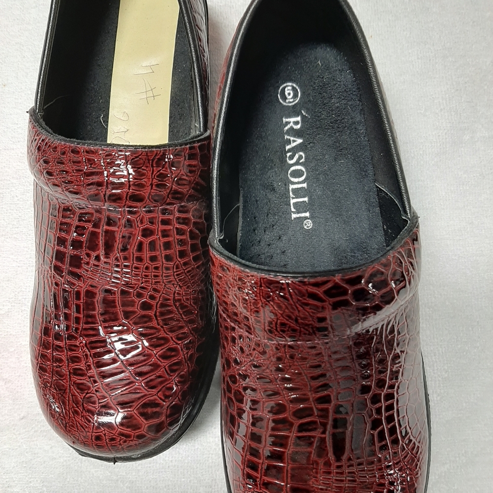 Ladies shoes
